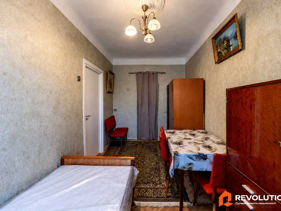 Two-room apartment. Plastova St., Dniprovsky district