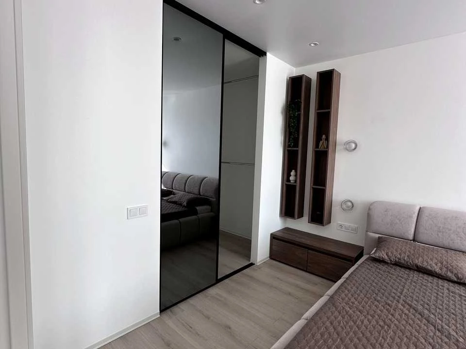 Apartment. Lviv, Roksolany St.