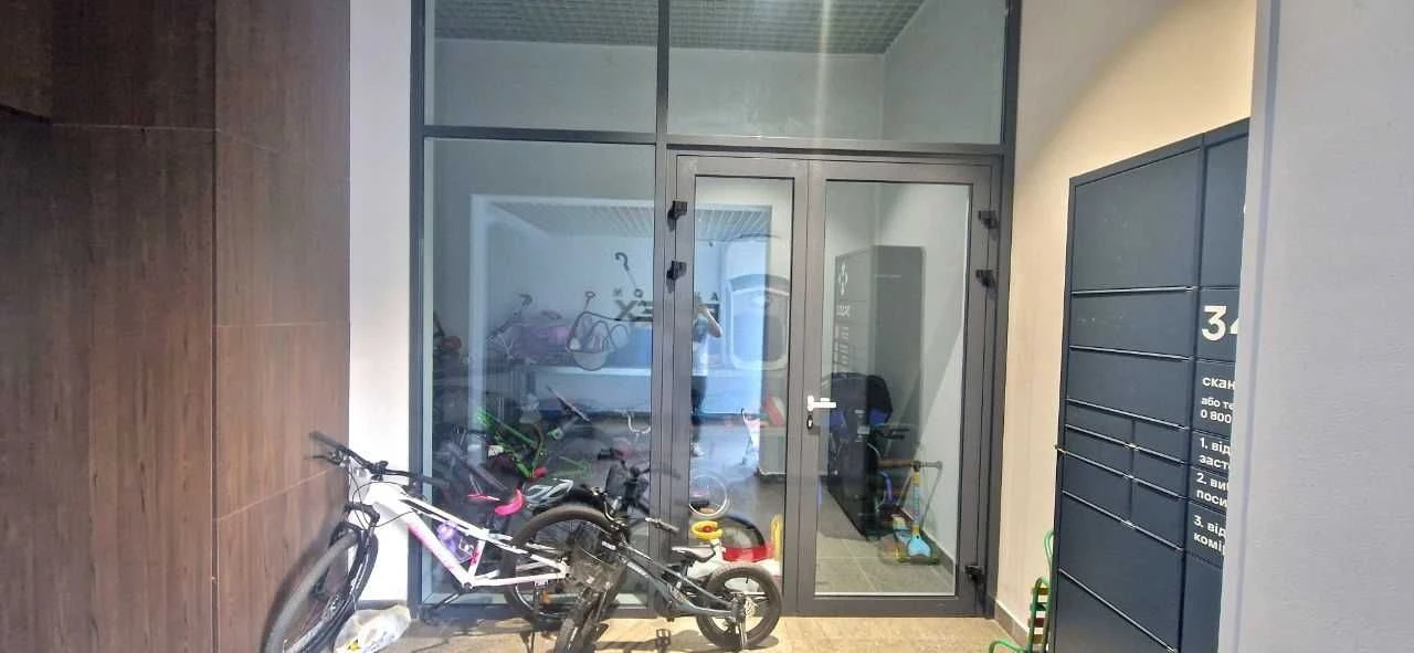 Sale of a two-level penthouse 97 m² in Avalon Flex residential complex.