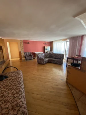 Оболонь! Продам 3 кімнатну квартиру, метро Мінська 3 хвилини