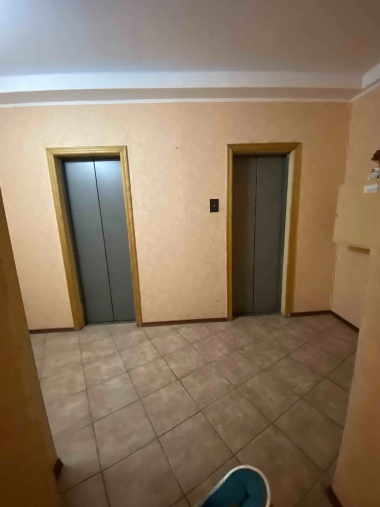 Оболонь! Продам 3 кімнатну квартиру, метро Мінська 3 хвилини