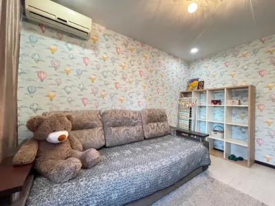 Sale of a 2-room apartment with renovation on the 4th floor