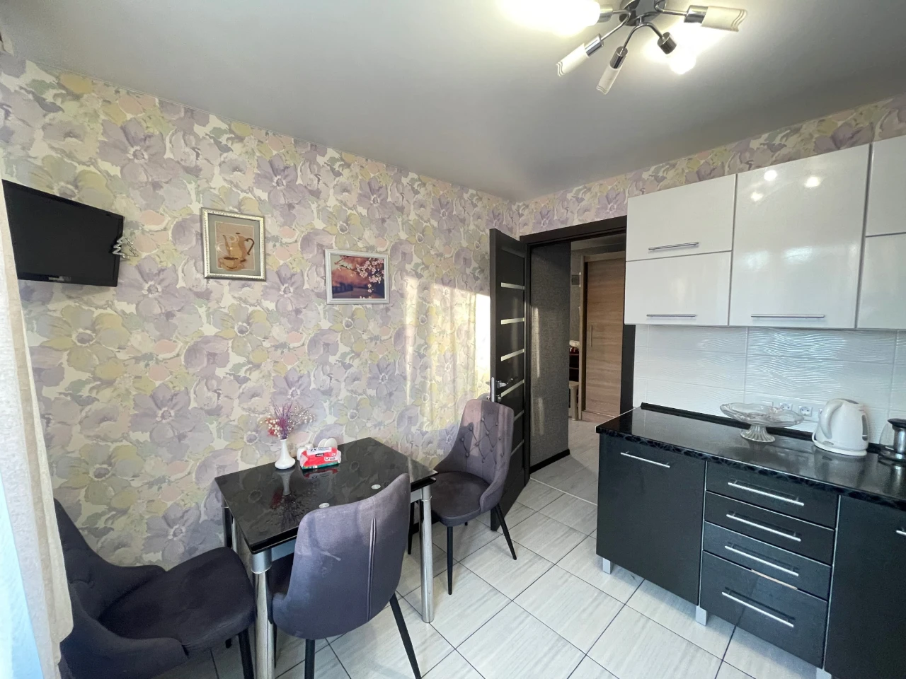 Sale of a 2-room apartment with renovation on the 4th floor