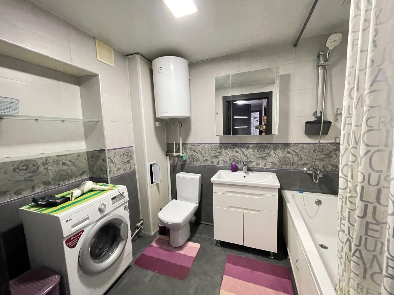 Sale of a 2-room apartment with renovation on the 4th floor