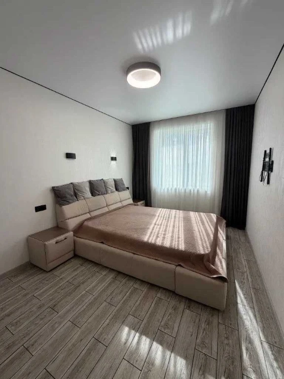 For sale one-room apartment in a new building with new renovation.