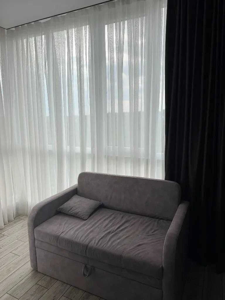 For sale one-room apartment in a new building with new renovation.