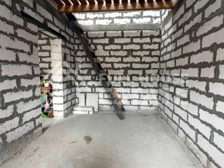 Будинок. Київ, Зимова вул.