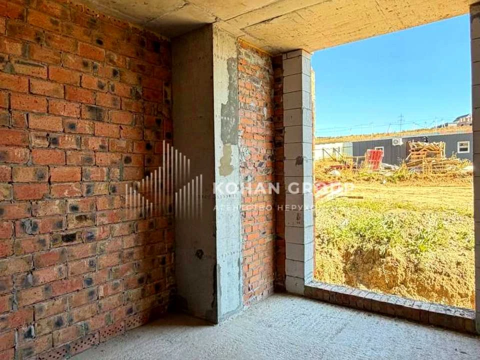 Apartment. Хмельницкий, Joe Biden