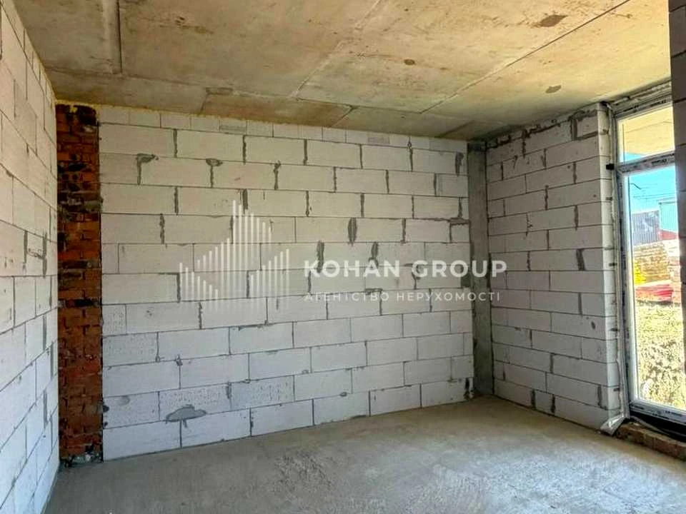 Apartment. Хмельницкий, Joe Biden