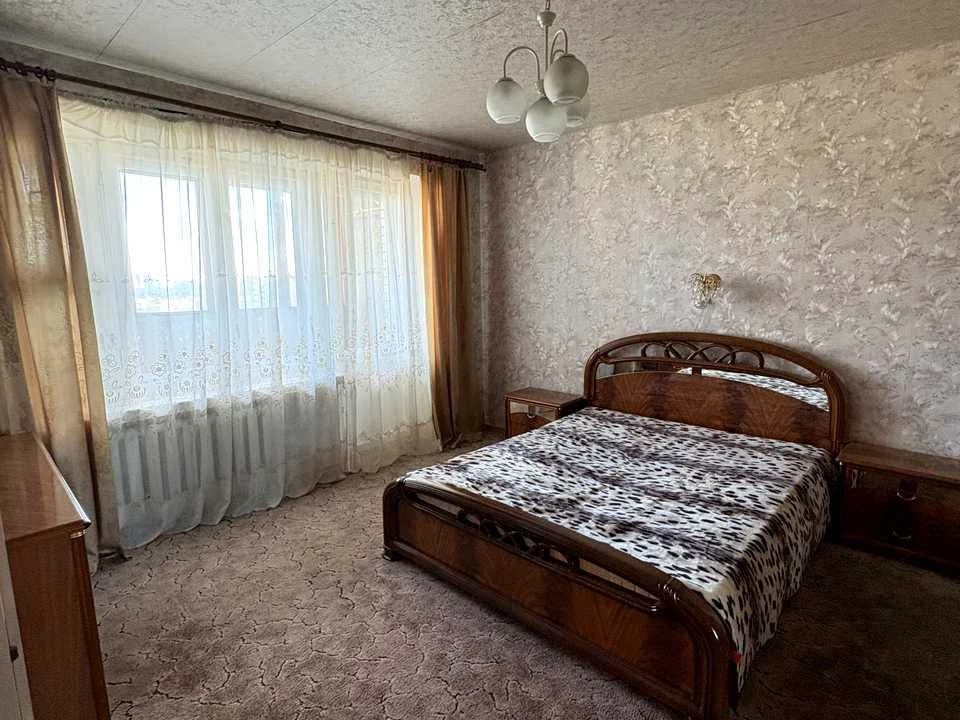 Квартира. Киев, улица Раисы Окипной