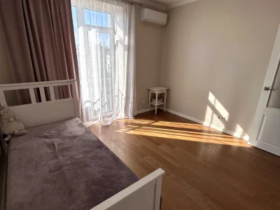 Квартира. Київ, Замковецька вул.