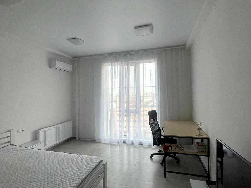 1-room apartment. Kyiv, Mykhaila Maksimovych St.