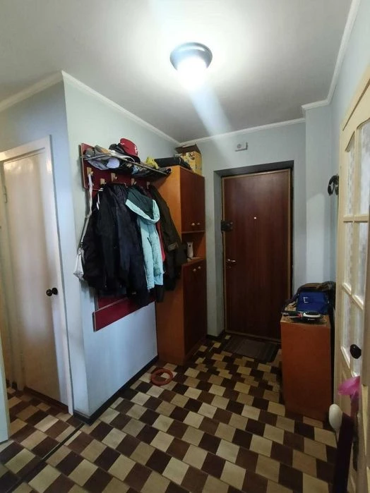 Продажа: 2-комнатная квартира в кирпичном доме по ул. наук