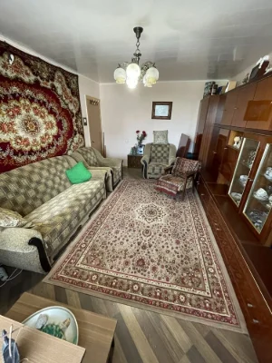 Продам 3-х кімнатну квартиру на вул. Будищанська