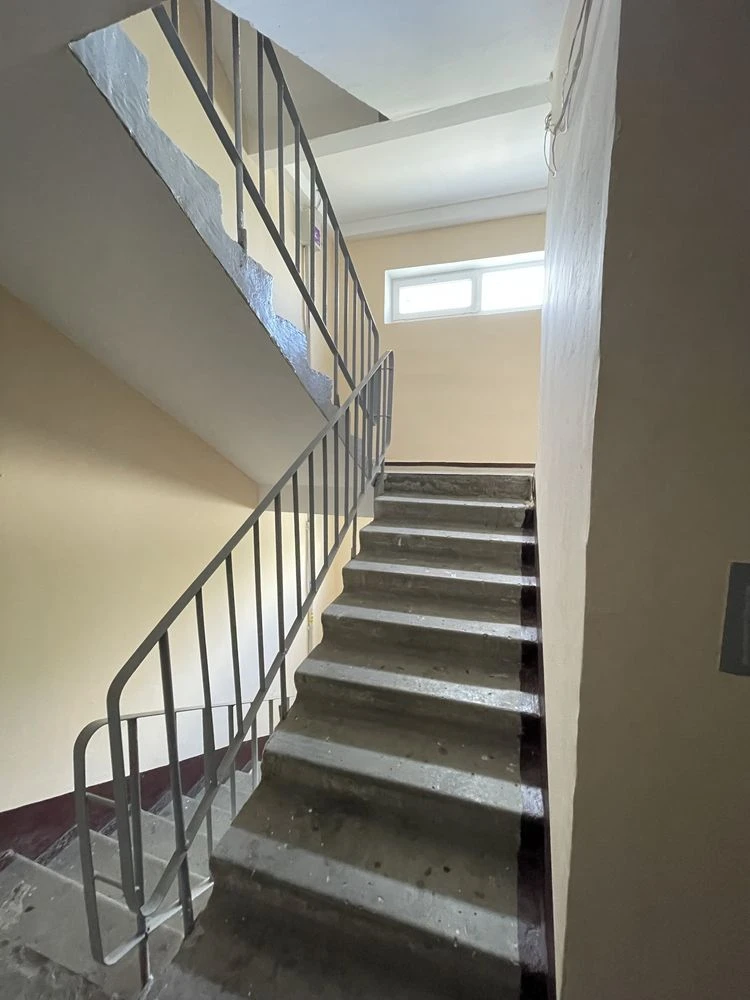 Продам 3-х кімнатну квартиру на вул. Будищанська