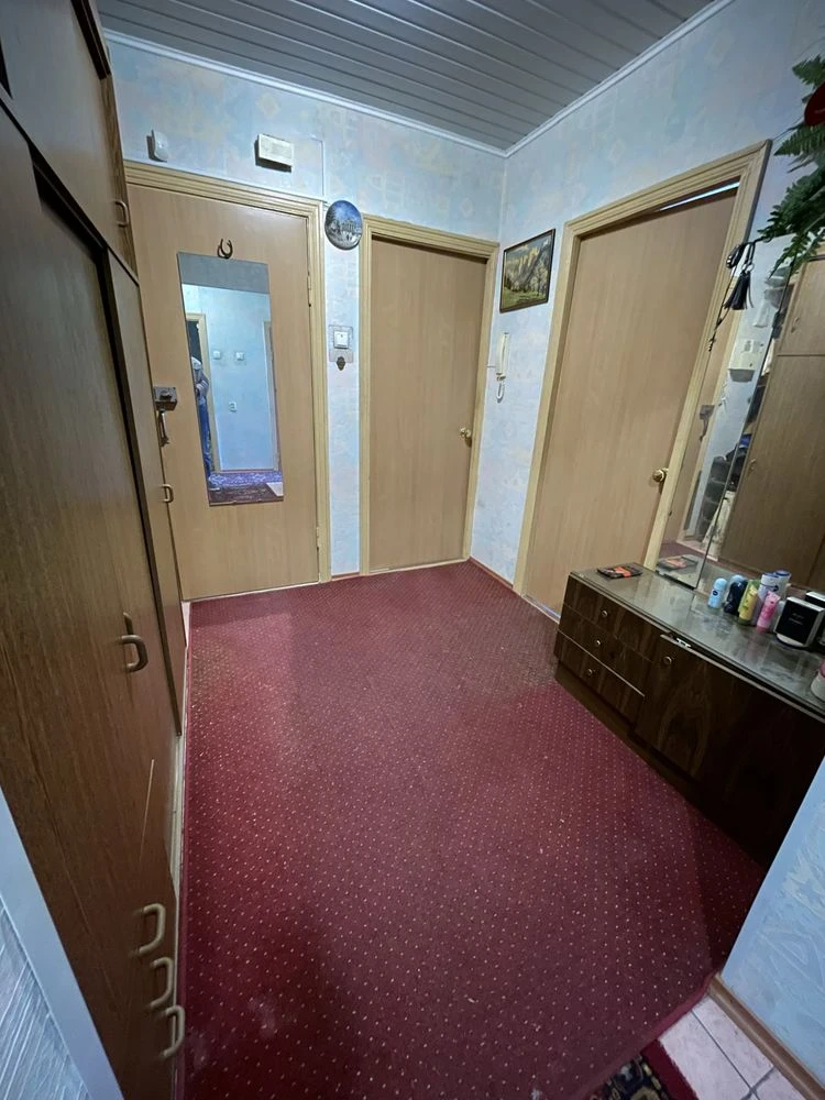 Продам 3-х кімнатну квартиру на вул. Будищанська