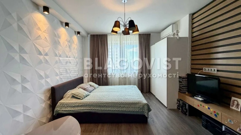 Sale of a 1-room apartment 43 m2, Yuriy Kondratyuk Street 7, ЖК Міністерський