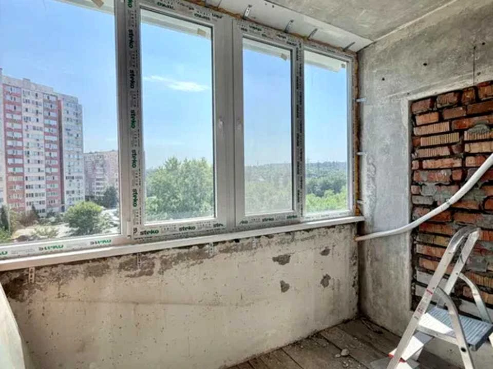 Apartment. Dnipro, Rubinovy Bul'v.