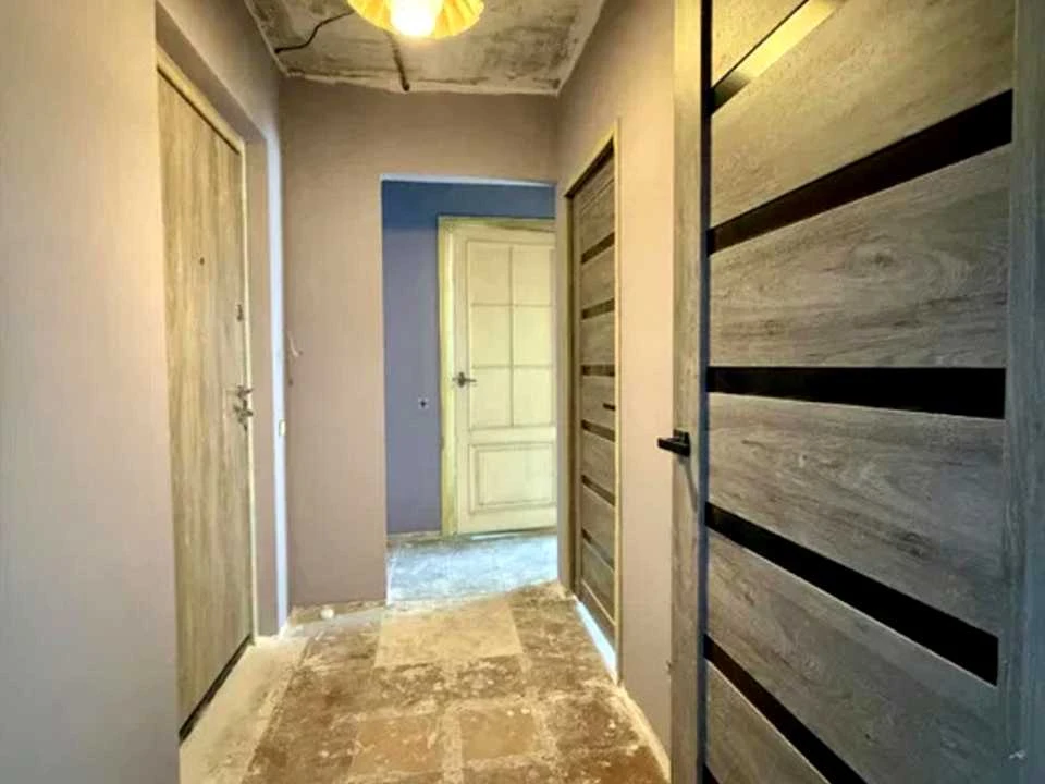 Apartment. Dnipro, Rubinovy Bul'v.