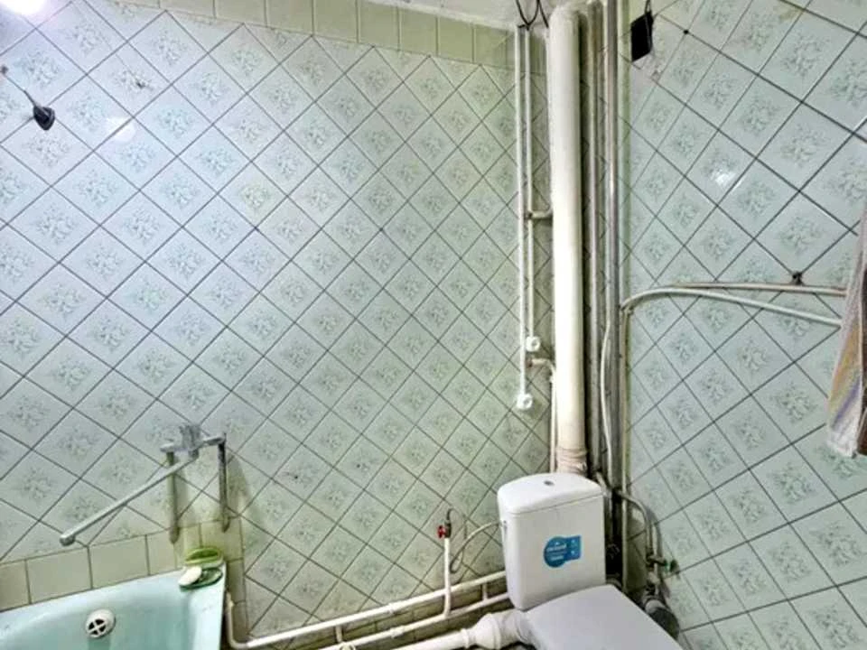 Apartment. Dnipro, Rubinovy Bul'v.