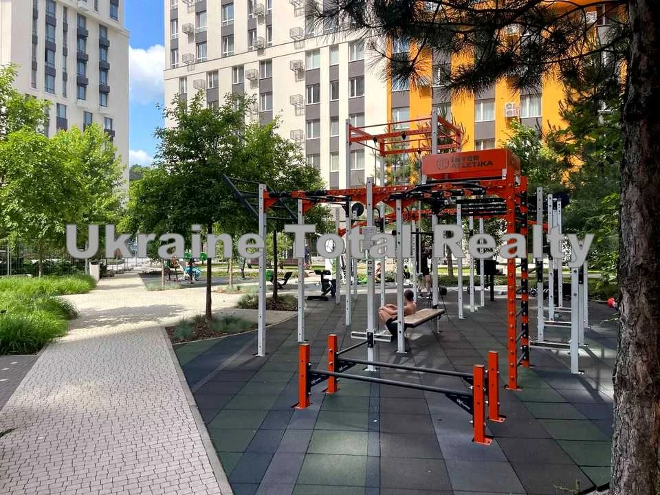 Квартира. Киев, Столичная дорога