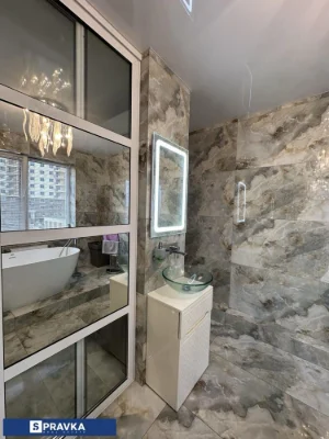 Designer apartment on a SECURE floor, 44 sq m in an INDEPENDENT residential complex