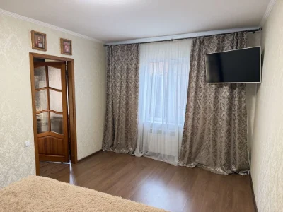 3 комнатна квартира зі своім двориком  в 5 хвилинах  к центр