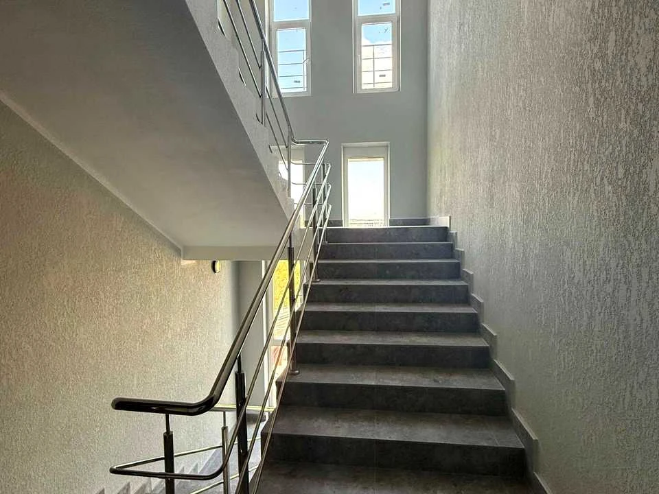 Apartment. Ivano-Frankivsk, Nadricna St.