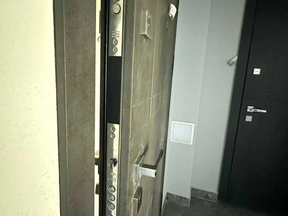 Apartment. Ivano-Frankivsk, Nadricna St.