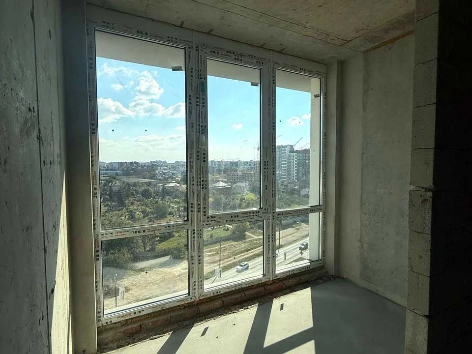 Apartment. Ivano-Frankivsk, Nadricna St.