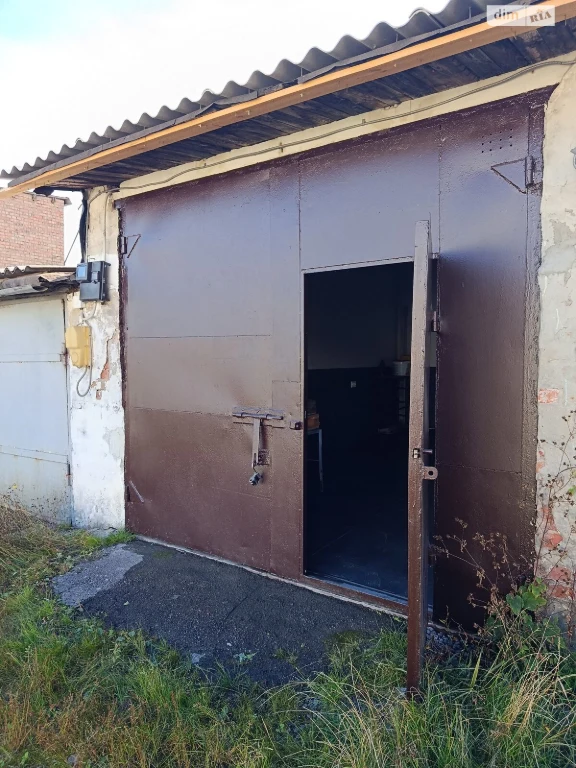 Sale of a separate garage in Zavallya