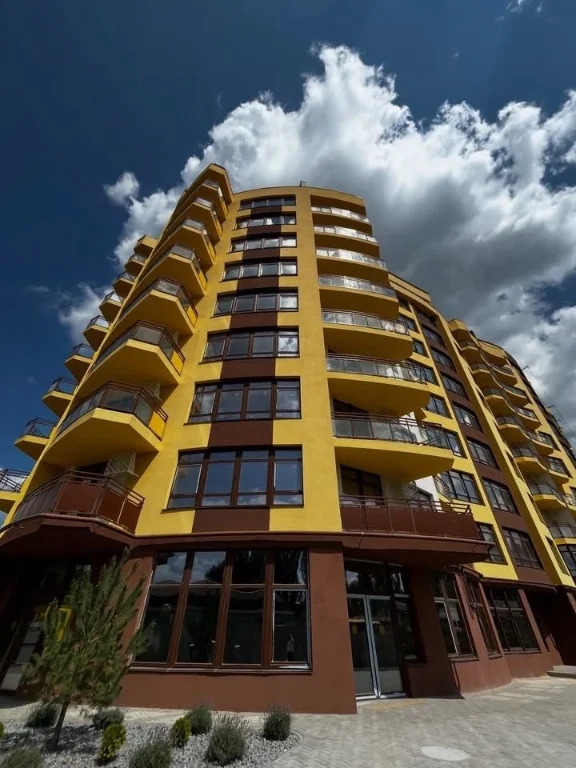 Продаж 1-кімнатна квартира+комірка в новобудові. Основні роб