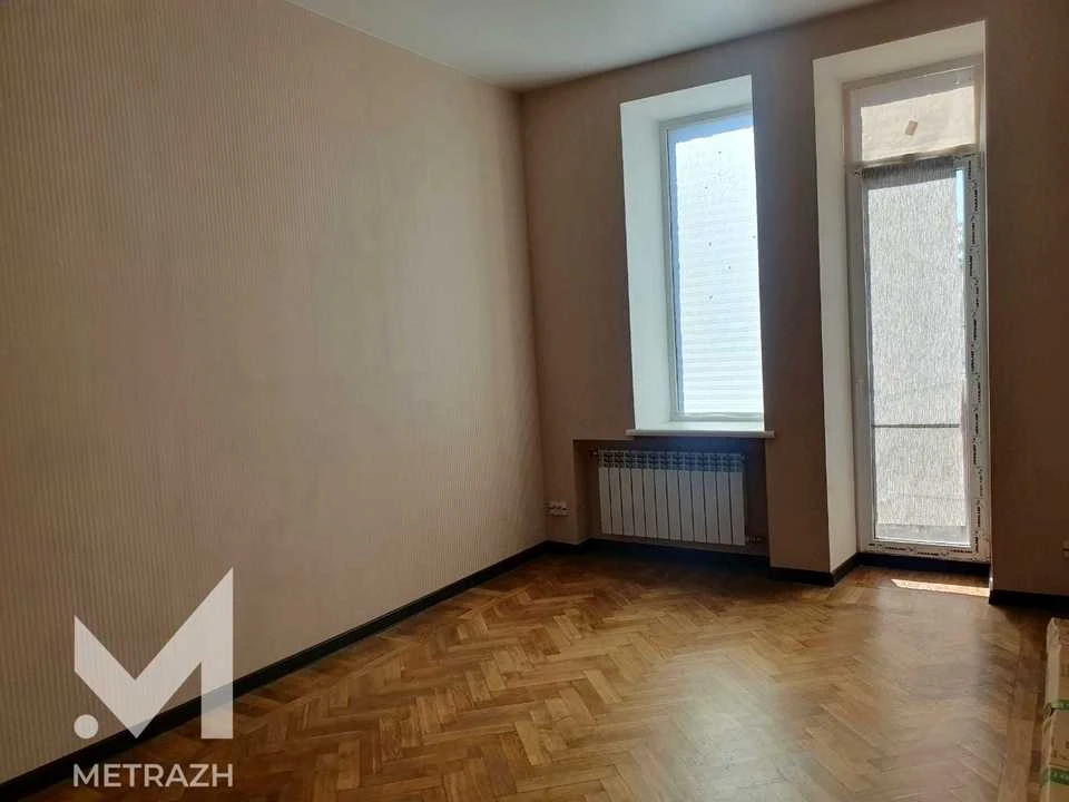 Квартира. Харків, Ґарета Джонса вул.