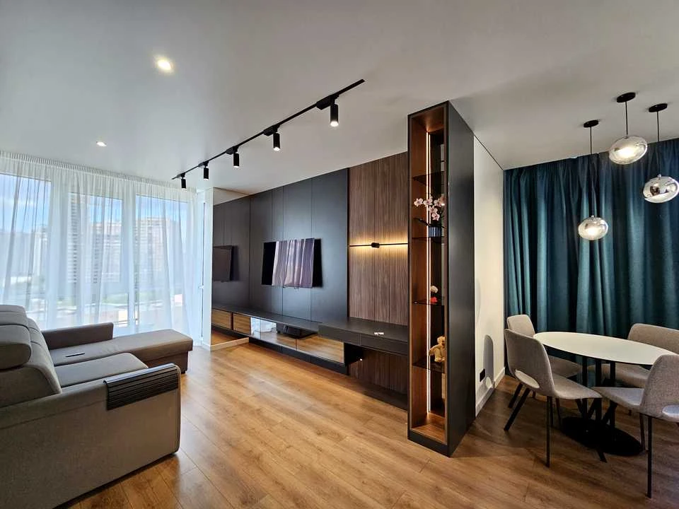Apartment. Kyiv, Mykhaila Boychuka St.