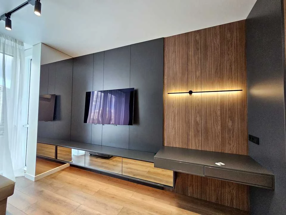 Apartment. Kyiv, Mykhaila Boychuka St.