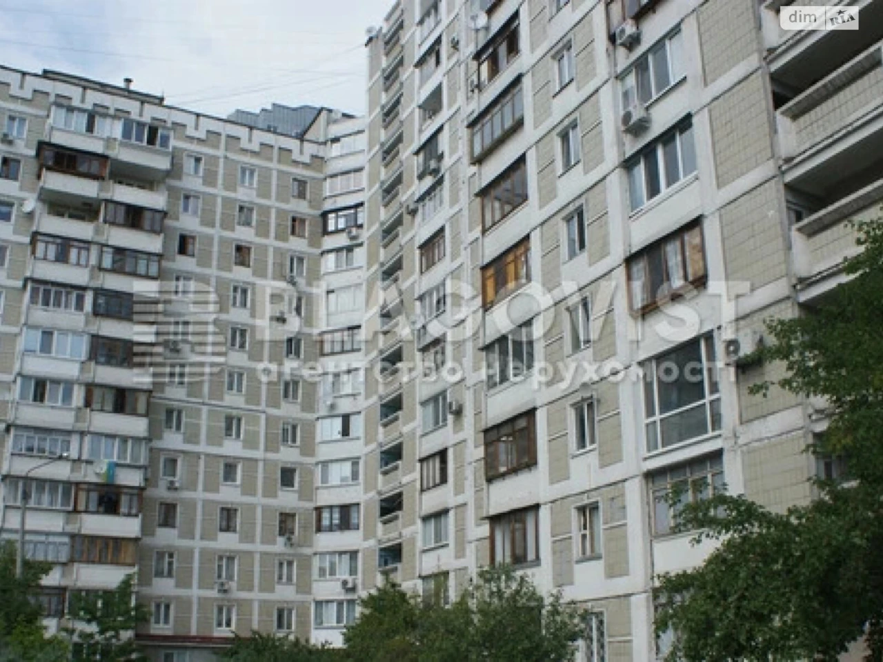 Продаж Квартира Троєщина