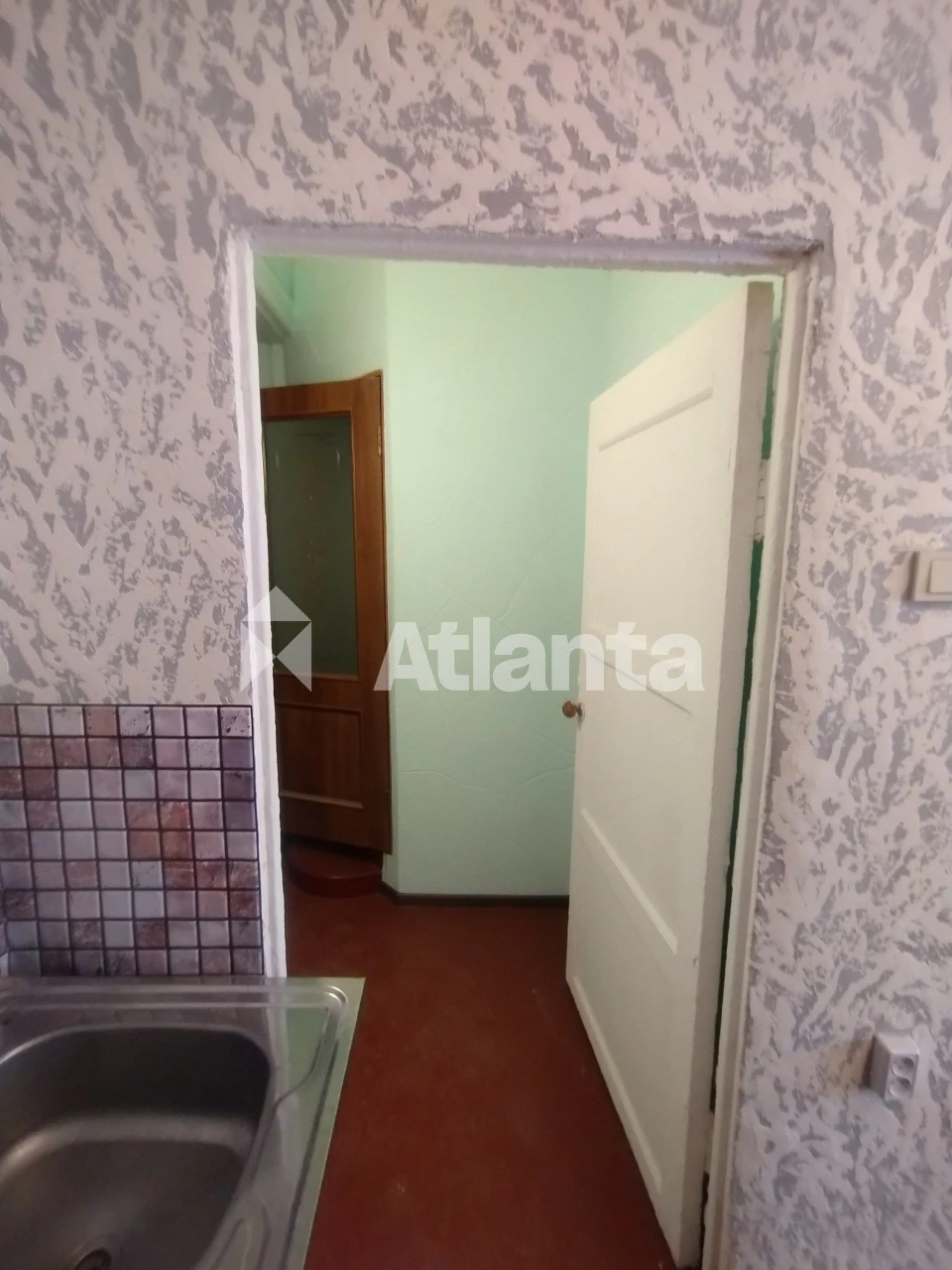 Center! 1-bedroom apartment near Lviv Tolstoy Square – favorable price