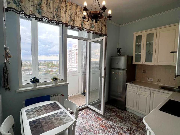 Apartment. Odessa, Lustdorfskaya road St.