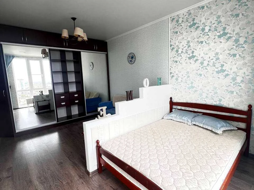 Apartment. Odessa, Lustdorfskaya road St.