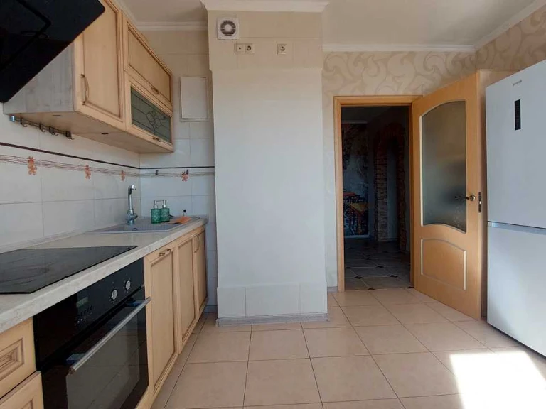 Apartment. Urlylska St., Kyiv