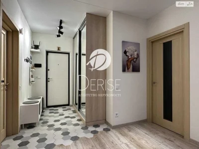 Sale of Apartment in Holosiiv