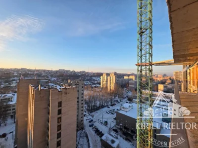 A luxury apartment for sale in the West Hall residential complex (West Hall, Pobeda