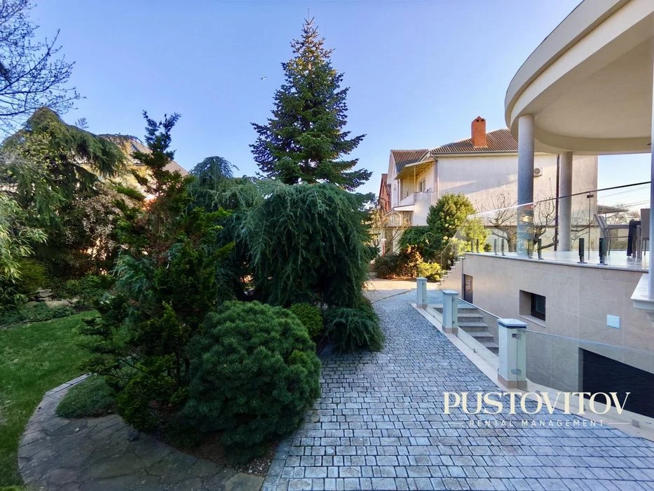 Sale of the house of Akademin Vavilov/Vyrskyi (no commission)