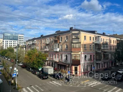 Квартира. Київ, Ярославська вул.