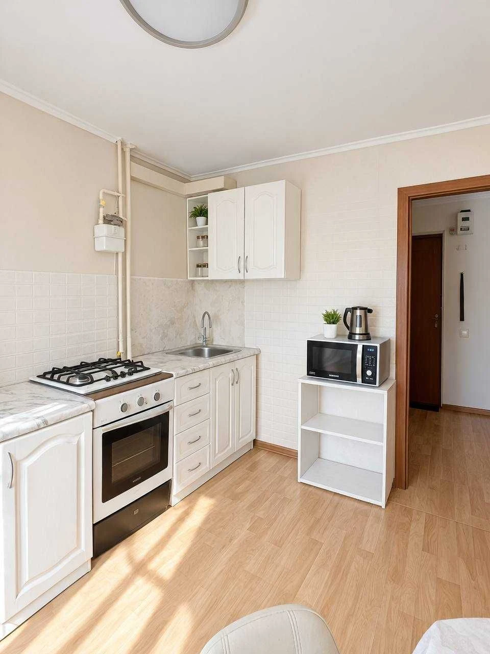 For Sale 3-Bedroom Apartment on Victory Kodak Prospect Heroev!
