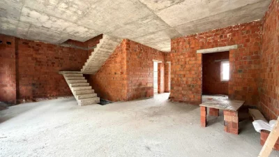 Sale of premium cottages in Lviv with access to Brokhovits