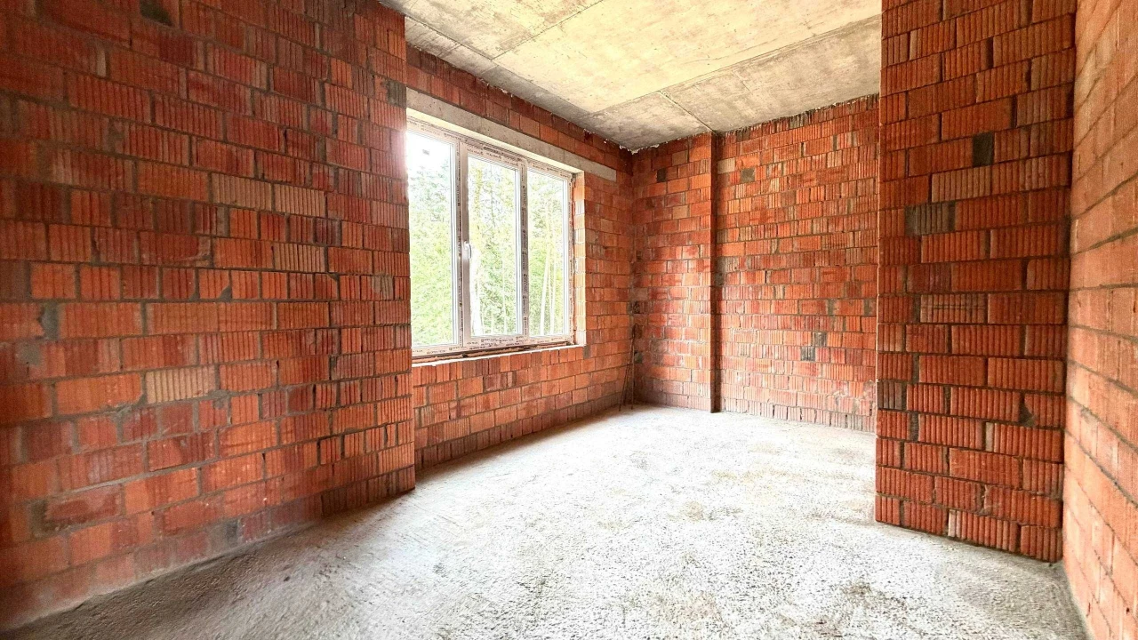 Sale of premium cottages in Lviv with access to Brokhovits