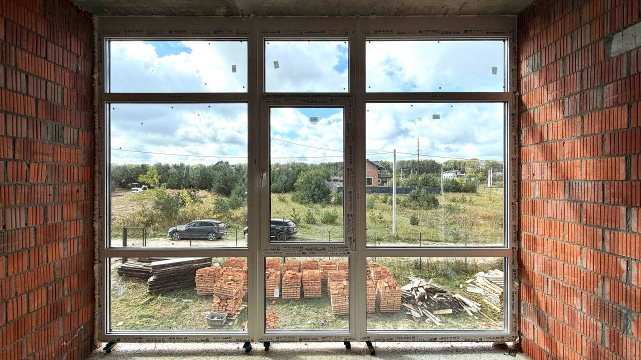Sale of premium cottages in Lviv with access to Brokhovits