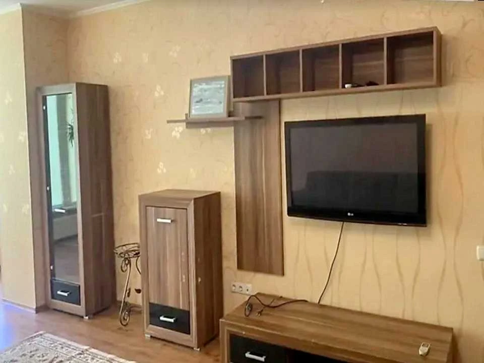 Apartment. Odessa, Observatorny Prospekt