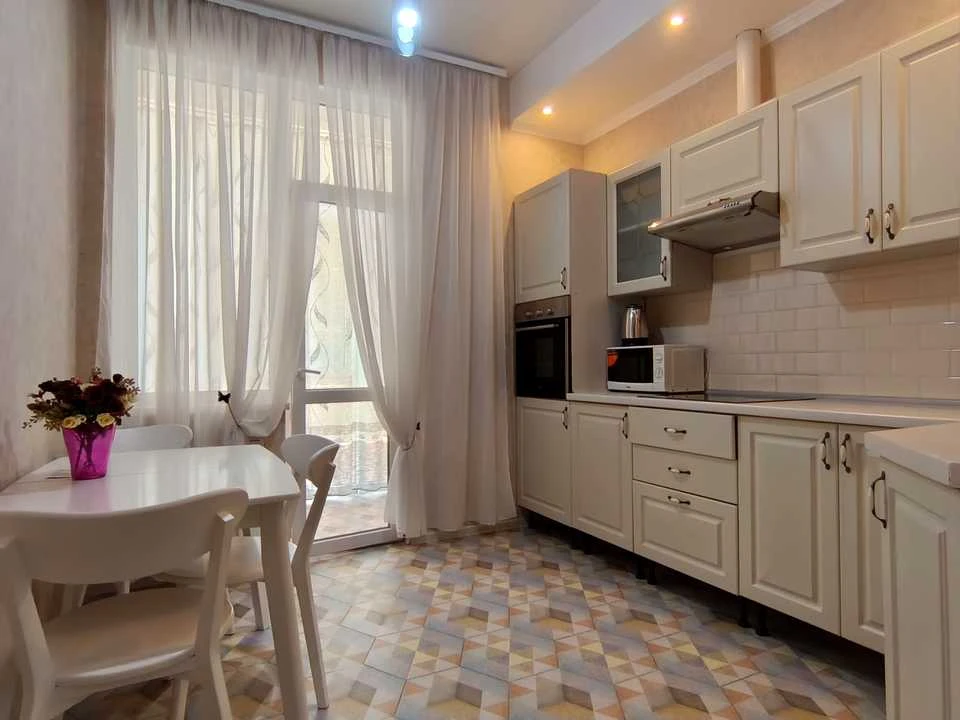 Apartment. Odesa, Astashkina street